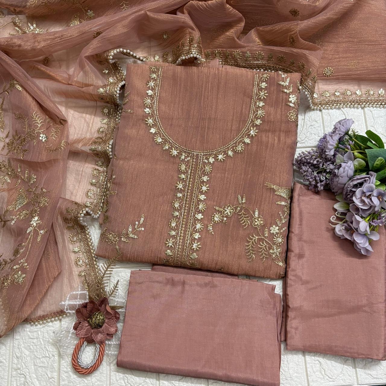 Crush tissue handwork detail with lining including suit with beautiful pearl lace on dupatta